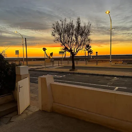 Terrasse Sur La Mediterranee, Trois Etoiles *